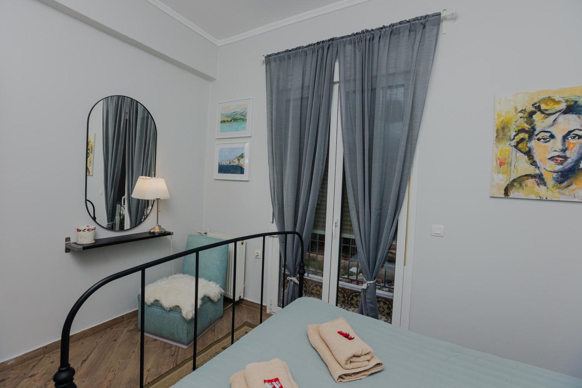 Debbies Διαμέρισμα Δίπλα Στο Νερό #2 ! Chalkida Exterior photo
